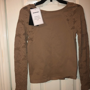 Tan reversible long sleeve knit shirt with lace new‎ with tags